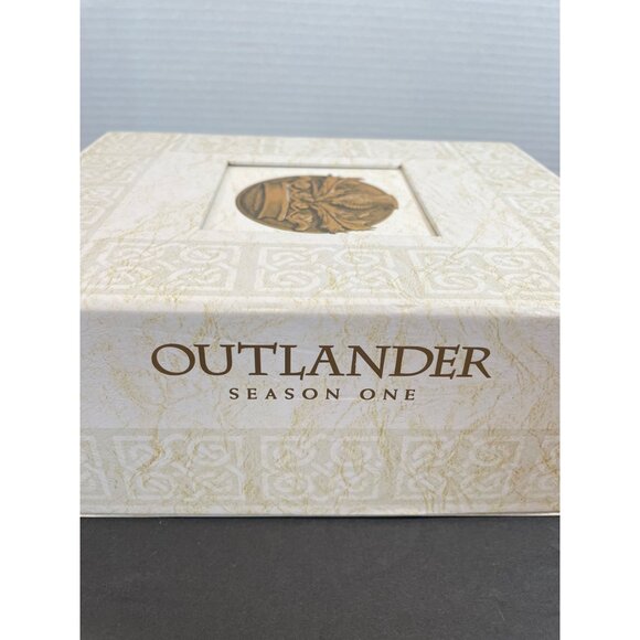 Outlander: Season One 1: The Ultimate Collection (Blu-ray, 2014) - NEW - Picture 6 of 9
